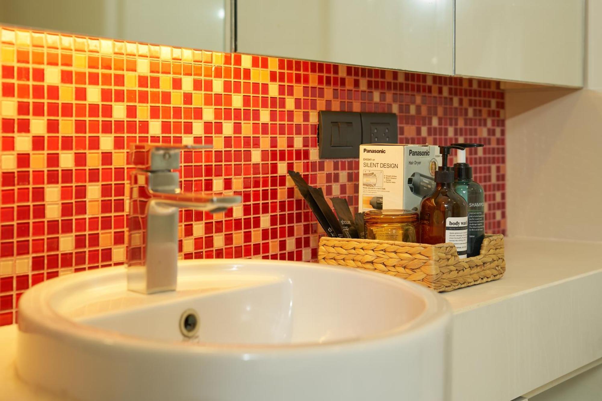 Shine Aparthotels Sukhumvit Thonglor Bangkok Zewnętrze zdjęcie